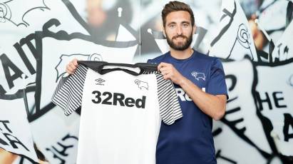 Graeme Shinnie - Officially A Ram!