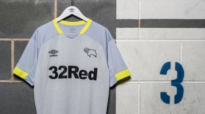 A Closer Look At The New Umbro Third Kit... Presented By Mount, Wilson And Carson