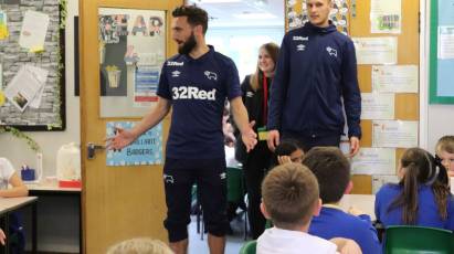 Derby Duo Visit Local Primary School