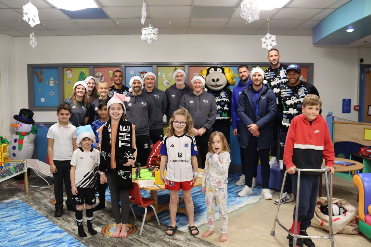 Derby County Pays Christmas Visit To Children And Families At Royal Derby  Hospital - Blog - Derby County